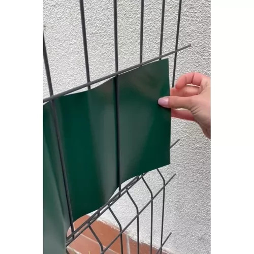 Velmi pevná plotová páska 450g/m² pro plotový plot + klopy (zelená)
