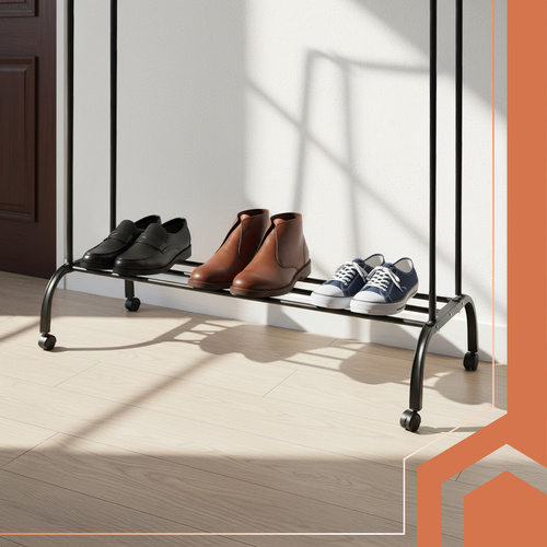 Věšák na kabáty s kolečky